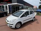 Mitsubishi Colt 1.1 Incharge airco trekhaak nette auto, Auto's, Voorwielaandrijving, Gebruikt, 750 kg, Origineel Nederlands