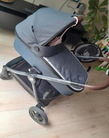 Maxi cosi kinderwagen (kleine prijs, lees de omschrijving!) beschikbaar voor biedingen