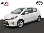 Toyota Yaris 1.5 Full Hybrid Dynamic | Airco | Navigatie | C, Auto's, Gebruikt, Zwart, 4 cilinders, Wit
