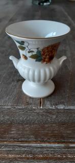 Lepelvaasje vaasje Wedgwood prachtig met bloemen 9 cm hoog, Overige typen, Ophalen of Verzenden, Zo goed als nieuw, Wedgwood