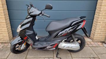 Yamaha Jog R origineel 5200 km beschikbaar voor biedingen