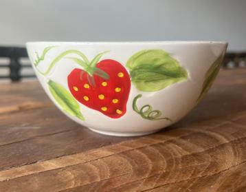 Karls Liebling kom met aardbei patroon beschikbaar voor biedingen