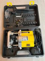 Mannesmann Bovenfrees 1020W in Koffer, Ophalen, Gebruikt