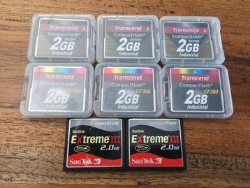 8 Compactflash kaartjes 2GB beschikbaar voor biedingen