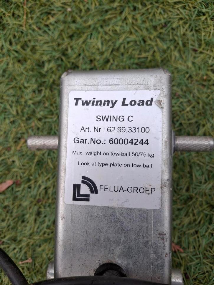 Fietsendrager voor trekhaak - Twinny Load Swing C, Auto diversen, Fietsendragers, Gebruikt, Trekhaakdrager, 2 fietsen, Ophalen