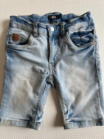 Korte jeans broek van Europe Kids maat 116 (N609) beschikbaar voor biedingen
