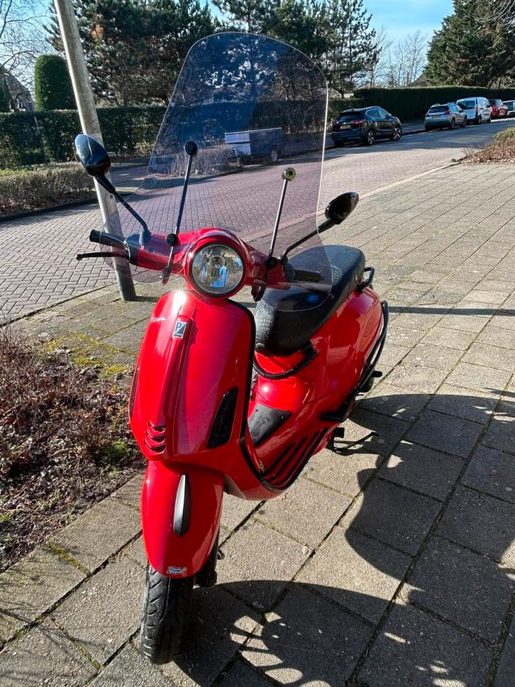 Piaggio Vespa Primavera 4T (2018), Fietsen en Brommers, Scooters | Piaggio, Overige modellen, Maximaal 25 km/u, Benzine, Ophalen