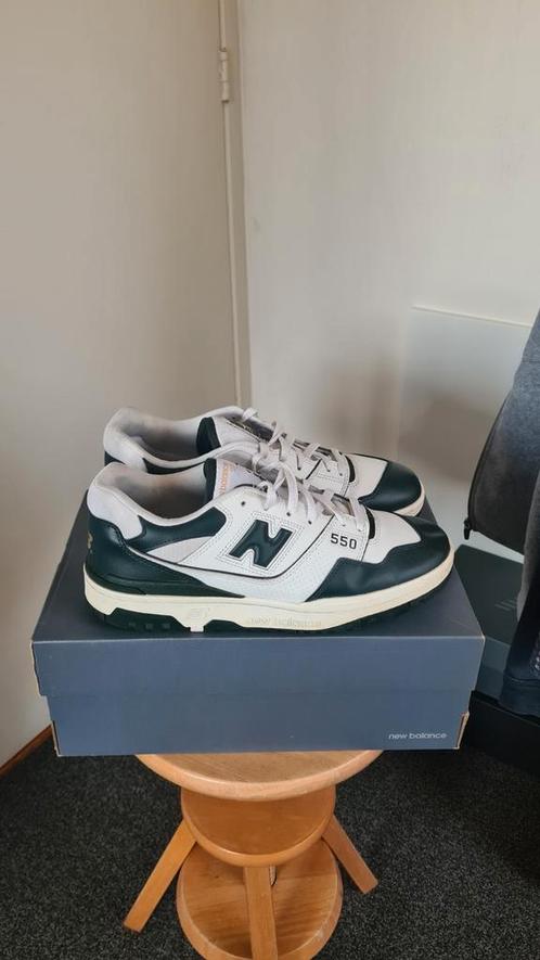 New Balance 550 "White Dark Green" - Maat 44.5 - Goede Staat, Kleding | Heren, Schoenen, Zo goed als nieuw, Sneakers of Gympen