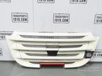 DAF 2048272 |  Onder grill, Ophalen, Gebruikt, DAF, Carrosserie en Plaatwerk