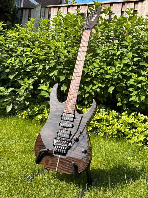 Ibanez Prestige RG4570K, Muziek en Instrumenten, Snaarinstrumenten | Gitaren | Bas, Zo goed als nieuw, Ophalen