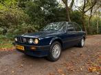 BMW E30 1990 Blauw NIEUWE APK, Auto's, BMW, 1025 kg, Blauw, 1796 cc, Handgeschakeld