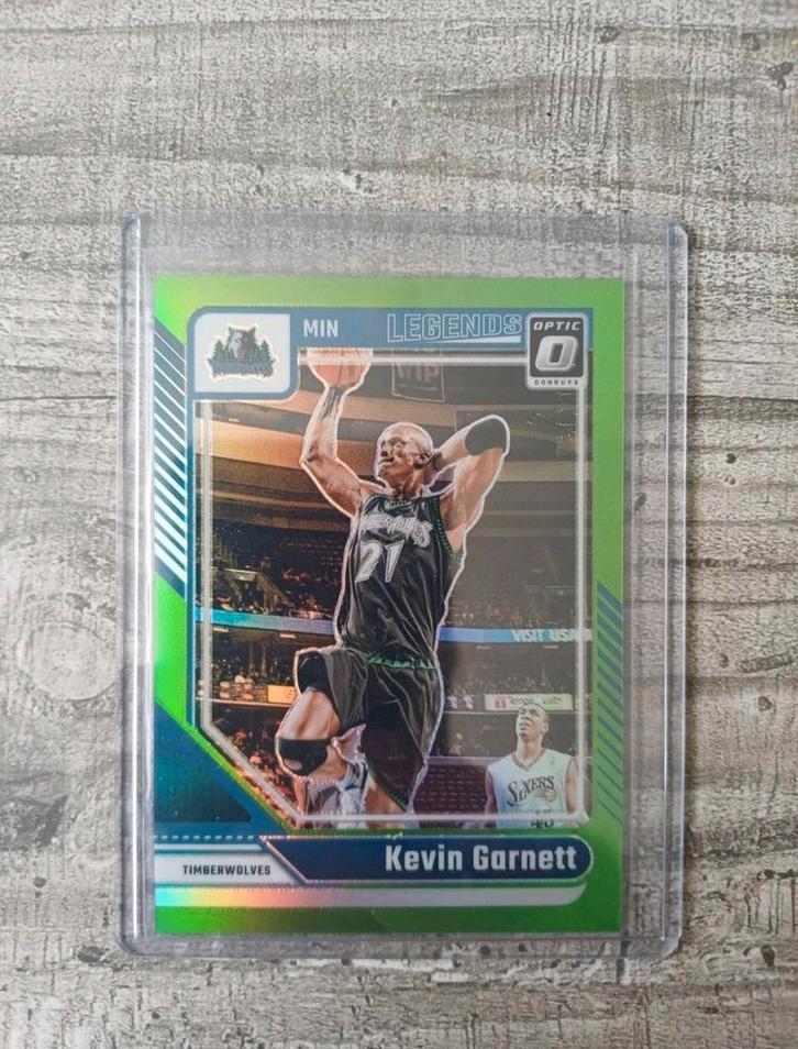 2024-25 Optic Kevin Garnett Limegreen /149 - Twolves, Hobby en Vrije tijd, Stickers en Plaatjes, Ophalen of Verzenden