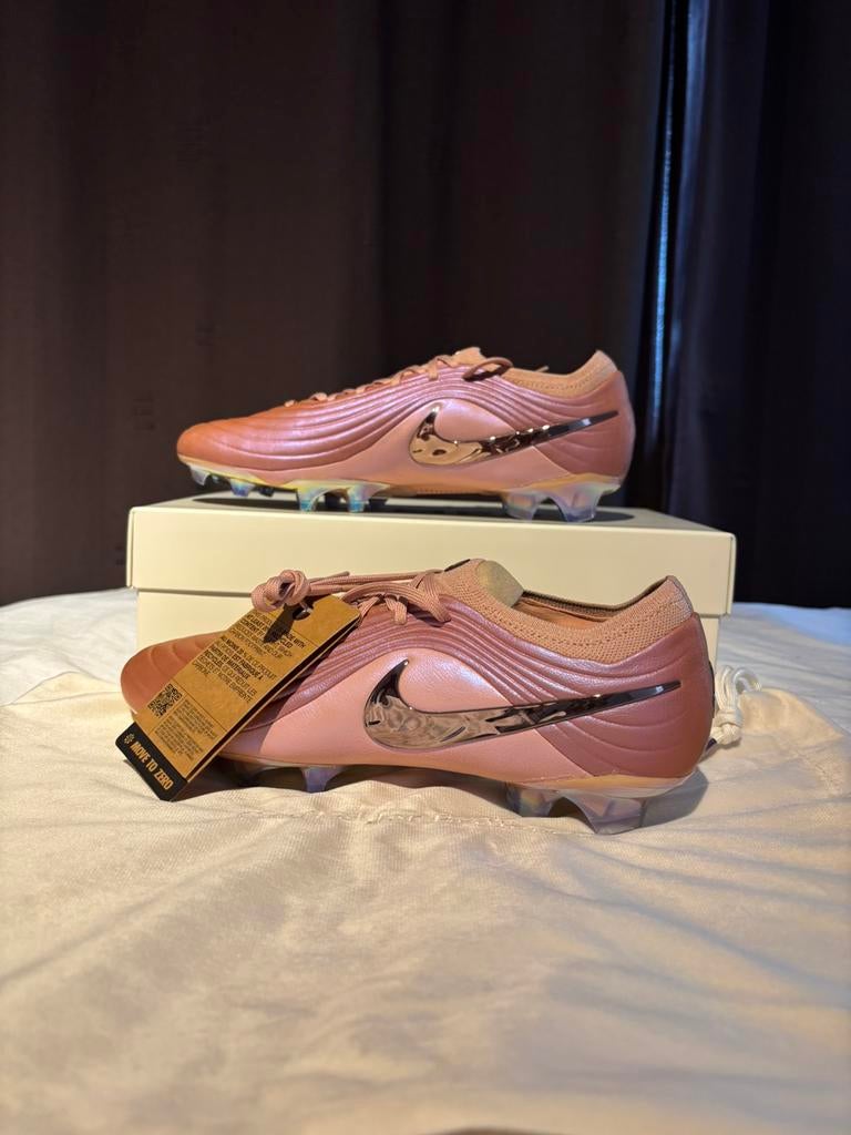 Nike Tiempo Maestro  FG “rose gold”, Overige kleuren, Sportschoenen, Nieuw, Ophalen of Verzenden