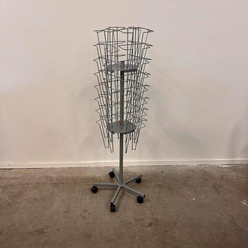 Draaibaar Kaarten- of Folderrek – Metalen Display op Wielen, Huis en Inrichting, Woonaccessoires | Zuilen en Pilaren, Nieuw, Ophalen
