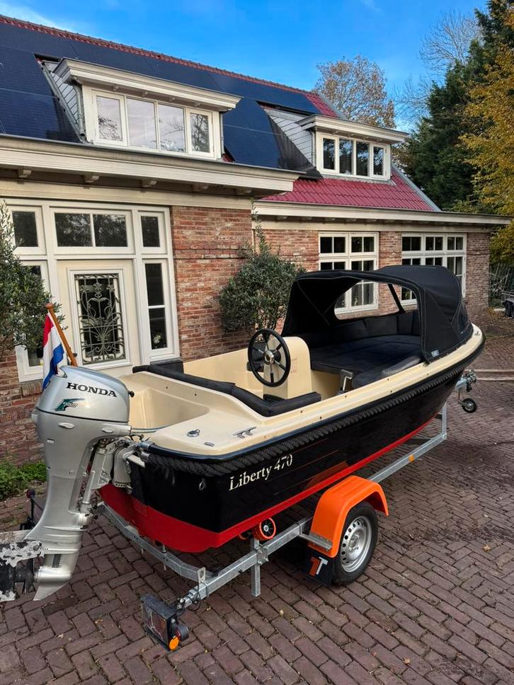 Liberty 470 + 10pk Honda WINTERKOOPJE! Buiskap kussens zonne, Watersport en Boten, Sloepen, Zo goed als nieuw, 10 tot 30 pk, 3 tot 6 meter