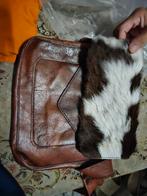 Vintage Bruine Handtas met Bont Detail uit thailand, Ophalen of Verzenden, Gebruikt, Bruin, Handtas