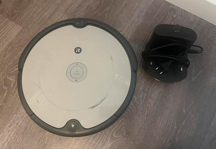 Irobot stofzuiger, Witgoed en Apparatuur, Stofzuigers, Gebruikt, Robotstofzuiger, Minder dan 1200 watt, Ophalen