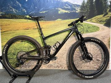 *** Gebruikte Giant Anthem Advanced Pro 29 2 L 2023 € 2450,- beschikbaar voor biedingen