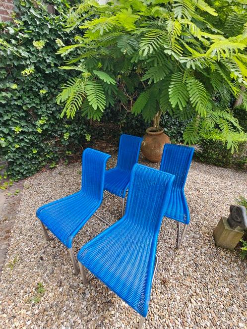 4 x Eettafel vergader design stoel Tecta B20, Huis en Inrichting, Stoelen, Zo goed als nieuw, Vier, Riet of Rotan, Blauw, Ophalen