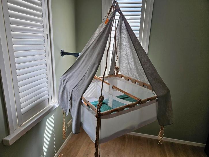 Tweeling Hangwieg Huss Cradles incl. Matrassen, Kinderen en Baby's, Babywiegjes en Ledikanten, Zo goed als nieuw, Wieg, Ophalen of Verzenden