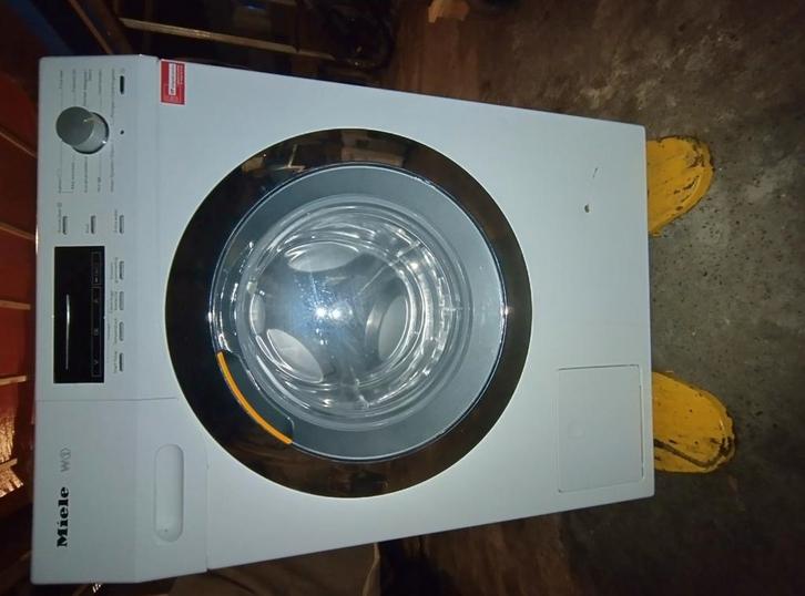 Miele W1, Witgoed en Apparatuur, Wasmachines, Gebruikt, 85 tot 90 cm, Ophalen