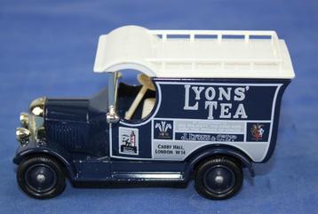 Days Gone 1:76  1926 Morris Bull Nose ‘Lyon’s Tea’. beschikbaar voor biedingen