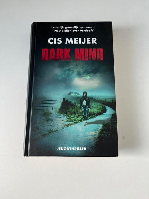 Cis Meijer - Dark mind, Boeken, Kinderboeken | Jeugd | 13 jaar en ouder, Zo goed als nieuw, Ophalen of Verzenden
