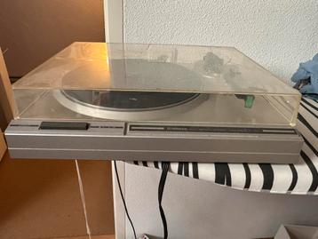 Vintage platenspeler pioneer beschikbaar voor biedingen