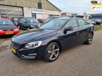 Volvo V60 2.4 D6 Twin Engine R-Design Bj:2015 NAP!, Auto's, Volvo, Automaat, Euro 6, Blauw, Vierwielaandrijving