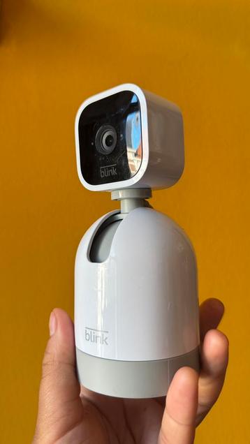 Blink Mini Pan-Tilt Camera | 360 beschikbaar voor biedingen