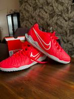 Nieuw | Nike Legend 10 Club IC | Hot Lava/White |Maat EU 36, Ophalen of Verzenden, Zo goed als nieuw, Wit, Sneakers of Gympen