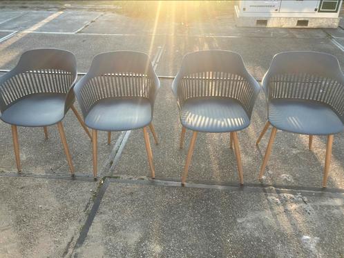 4 eettafel stoelen, Huis en Inrichting, Stoelen, Zo goed als nieuw, Vier, Kunststof, Ophalen