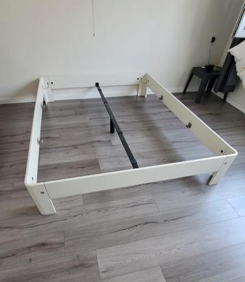 Auping Auronde ombouw wit 160 x 210 x 34 beschikbaar voor biedingen