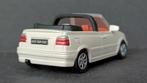 Volkswagen VW Golf 3 cabrio 1:43 Newray Pol, Hobby en Vrije tijd, Modelauto's | 1:43, Ophalen of Verzenden, Zo goed als nieuw