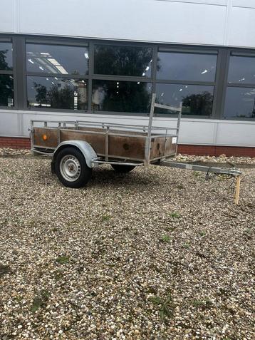 Aanhangwagen tot 750 kg beschikbaar voor biedingen
