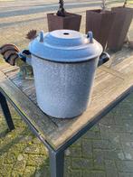 Hele mooie geëmailleerde ketel, Ophalen