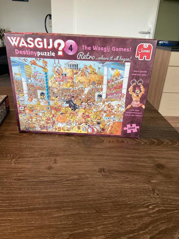 Wasgij Destiny Puzzel 4 - Retro 1000 stukjes, Hobby en Vrije tijd, Denksport en Puzzels, Zo goed als nieuw, Legpuzzel, 500 t/m 1500 stukjes