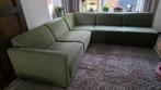 Olijfgroene hoekbank, Huis en Inrichting, Banken | Bankstellen, Ophalen, Gebruikt, Modern en strak, Hoekbank