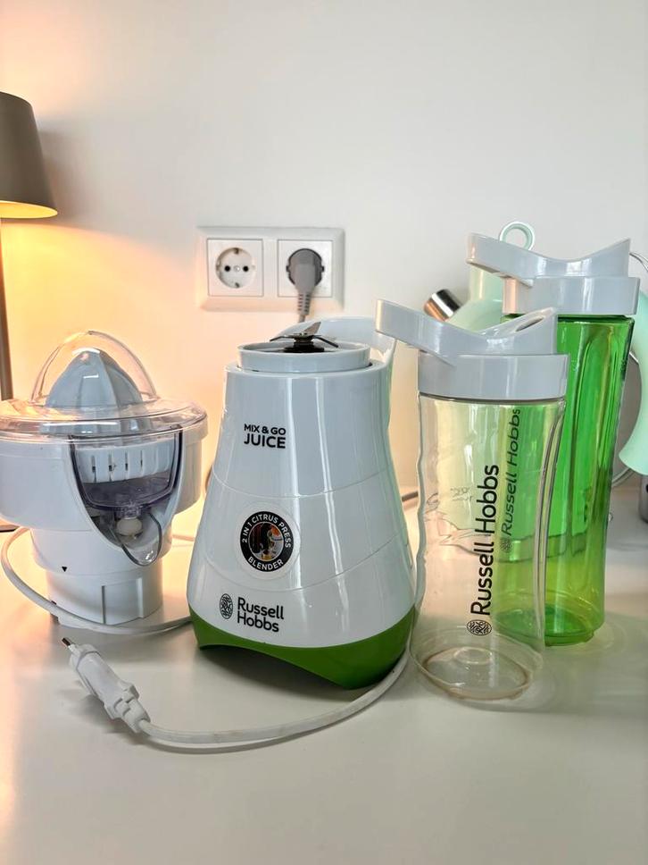 Smoothie Maker/Blender & Citrus press - Russell Hobbs, Witgoed en Apparatuur, Blenders, Gebruikt, Blender to go, Ophalen