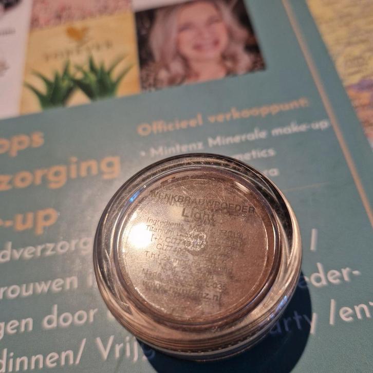 Mintenz Wenkbrauwpoeder LIGHT, Sieraden, Tassen en Uiterlijk, Uiterlijk | Cosmetica en Make-up, Nieuw, Make-up, Ogen, Bruin, Ophalen of Verzenden