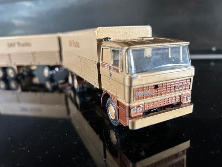 Lion Daf 3300 conventionele 6 assige demo combi in doos, Hobby en Vrije tijd, Modelauto's | 1:50, Zo goed als nieuw, Bus of Vrachtwagen