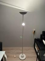 Vloerlamp (wit), 150 tot 200 cm, Ophalen of Verzenden, Metaal, Zo goed als nieuw