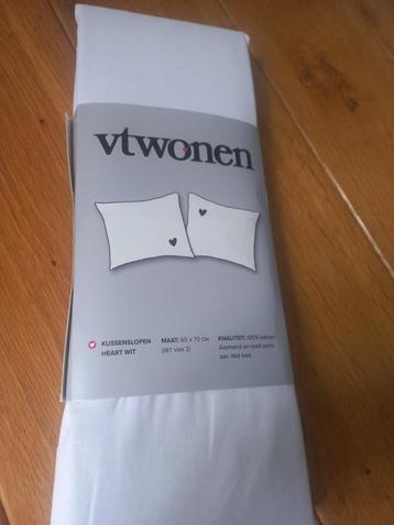 VT Wonen Kussenhoezen wit met hartje 60 x 70 cm- nieuw beschikbaar voor biedingen