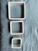 Set van 3 witte wandkubussen, Huis en Inrichting, Woonaccessoires | Wandplanken en Boekenplanken, Ophalen of Verzenden, Gebruikt