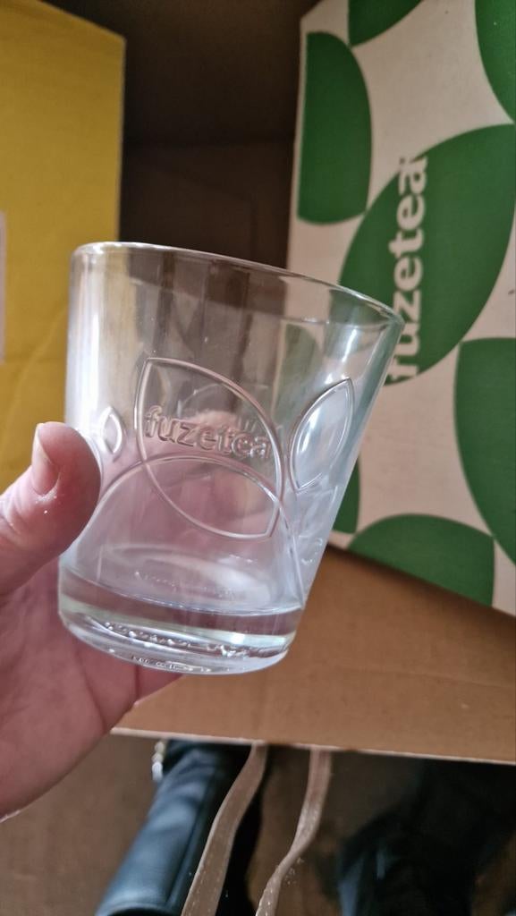 Fuze Tea Glas - Nieuwstaat, Ophalen of Verzenden, Zo goed als nieuw, Frisdrankglas