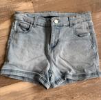 Korte broek van Hema! Maat 146/152, Ophalen of Verzenden, Zo goed als nieuw, Meisje, Broek