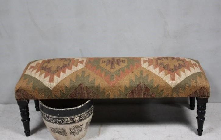 Vintage Style Sofa Oosterse Kelim Bank Hocker Landelijk Boho, Huis en Inrichting, Banken | Voetenbanken en Poefen, Nieuw, Minder dan 50 cm