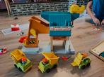 Fisher Price Lift and load depot met trucks, Ophalen of Verzenden, Zo goed als nieuw