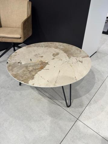 Rond Salontafeltje – Dekton Khalo – 80cm Diameter beschikbaar voor biedingen