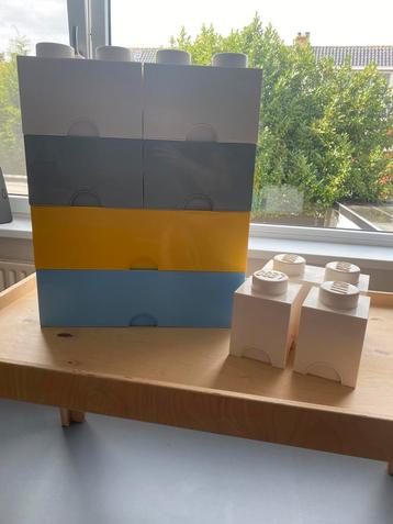 Opbergdozen lego beschikbaar voor biedingen